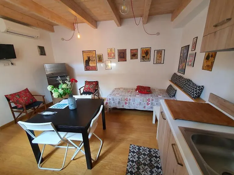 Arco Della Neve Guest House Bari