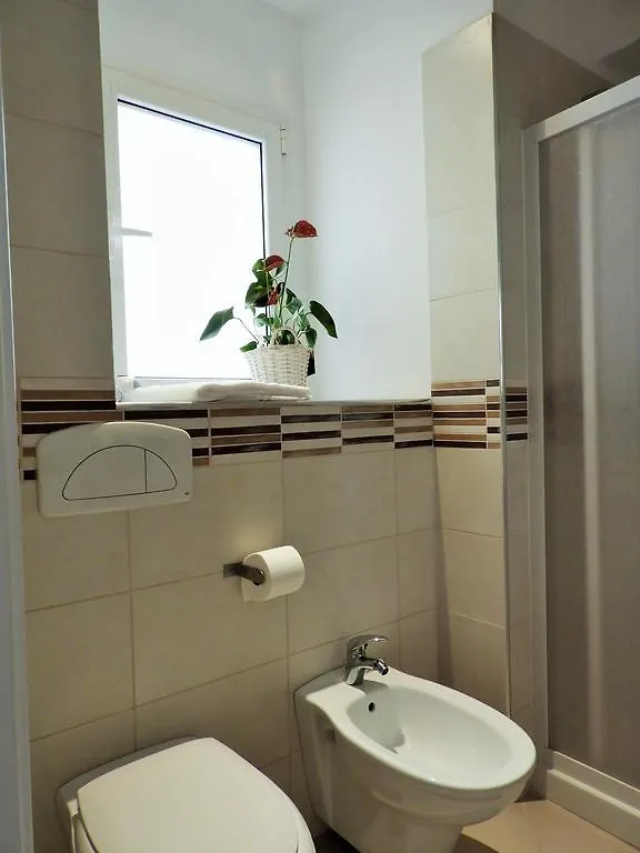 Arco Della Neve Guest House Bari