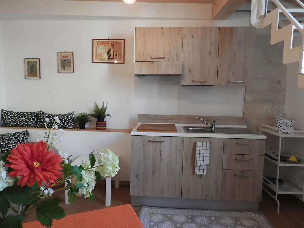 Arco Della Neve Guest House Bari