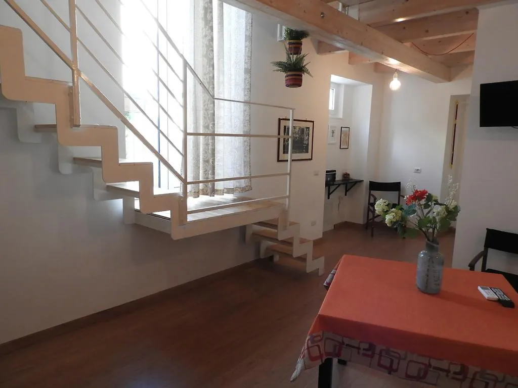 Arco Della Neve Guest House Bari